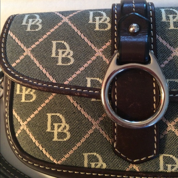 Dooney and Bourke Leather Wristlet - Picture 3 of 4